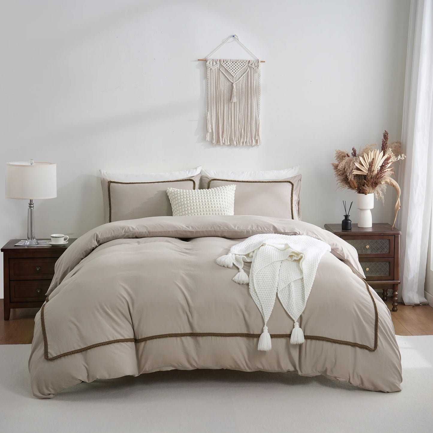 White And Khaki Duvet Cover Set